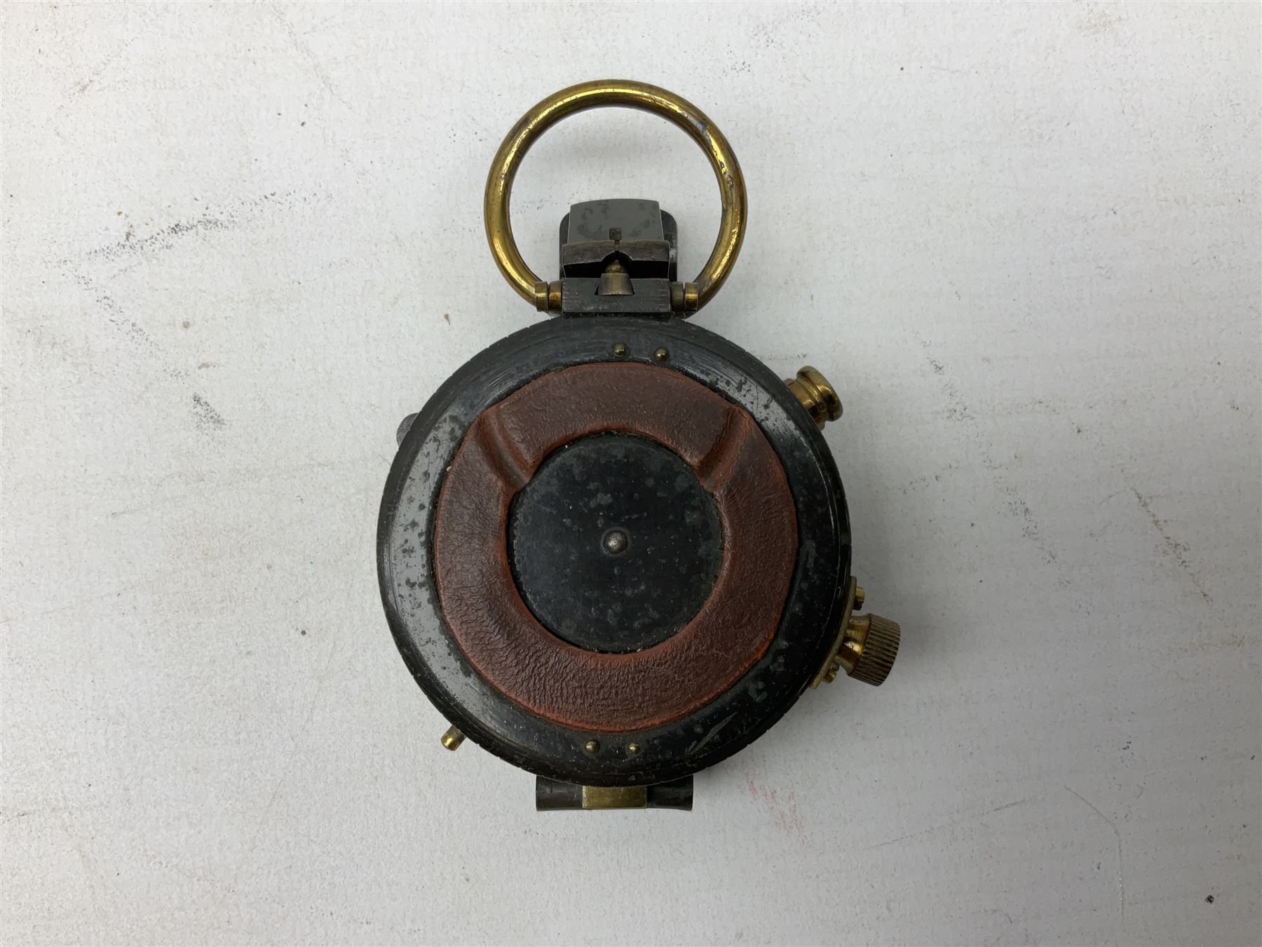 Early 20th century Verner's Service pattern type brass military compass - Image 6 of 6