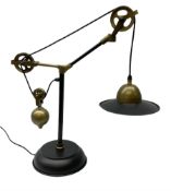 Adjustable pulley black and brushed bronzed industrial table lamp