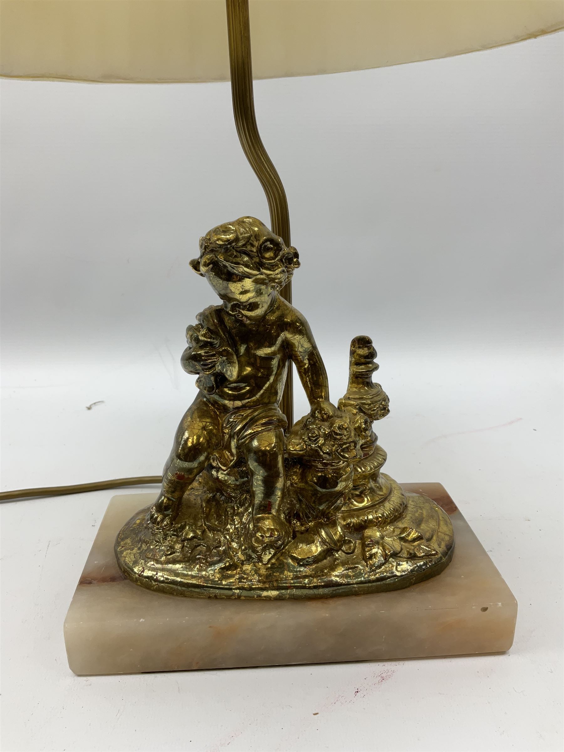 Gilt metal and onyx mounted table lamp - Image 2 of 3