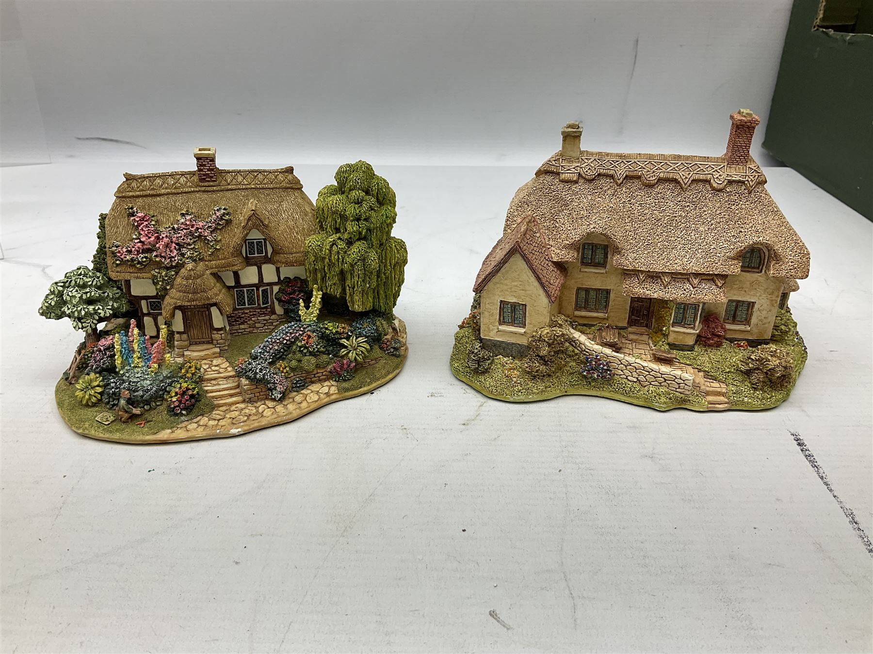 Twenty Lilliput Lane cottages to include 'Canterbury Bells' - Image 7 of 7