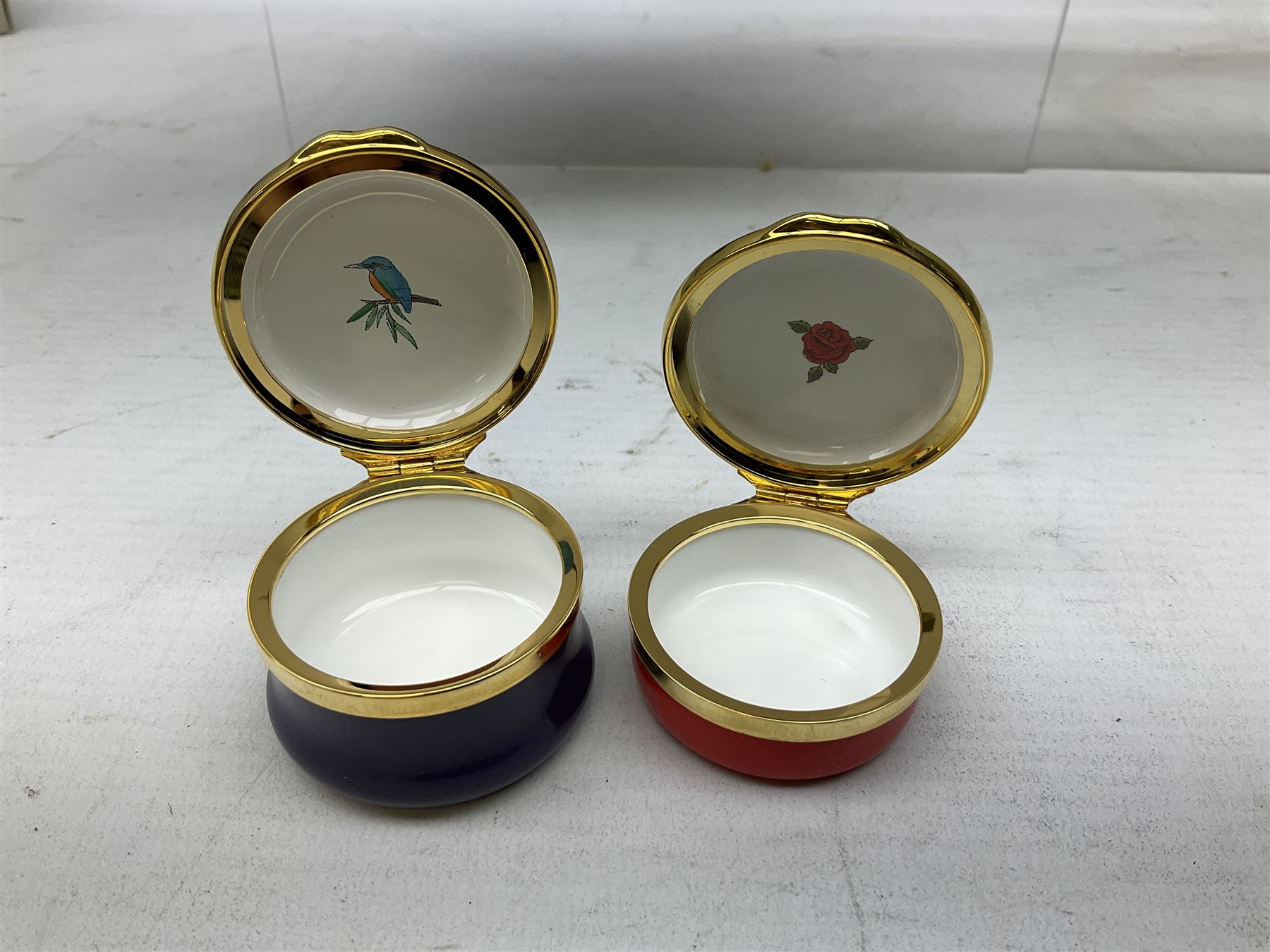 Group of Halcyon Days enamel boxes - Image 7 of 8