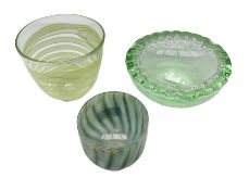 Daum Nancy green glass dish with bubble inclusions and waved rim