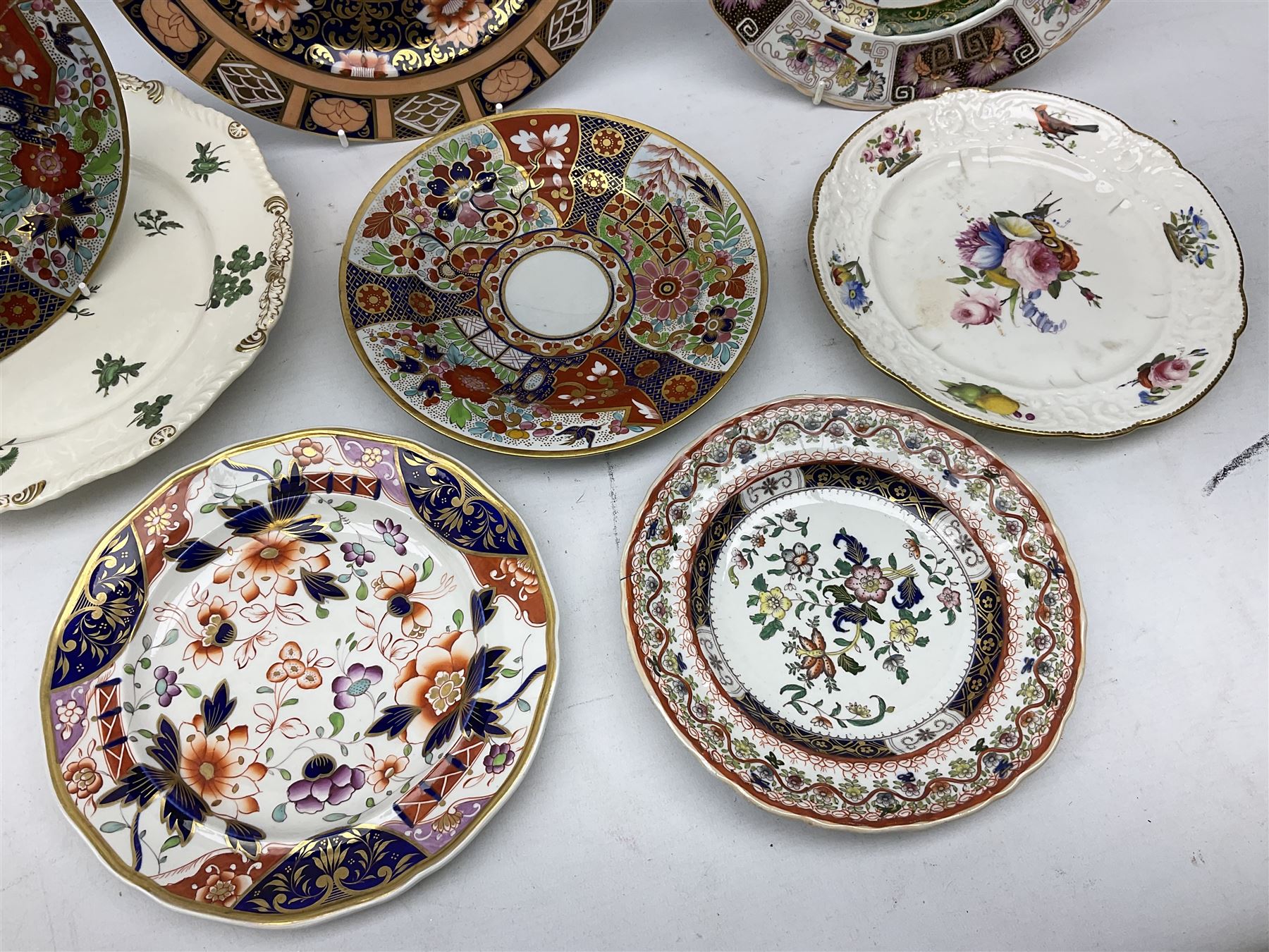 Group of 19th century plates - Image 2 of 4