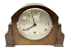 Oak cased Perivale mantel clock