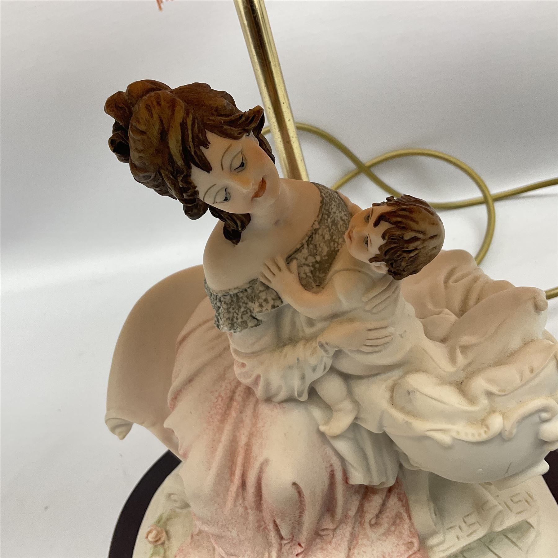 Capodimonte figural table lamp modeled as a woman and baby - Image 4 of 7