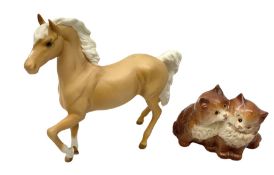 Beswick matte Palomino Arab horse