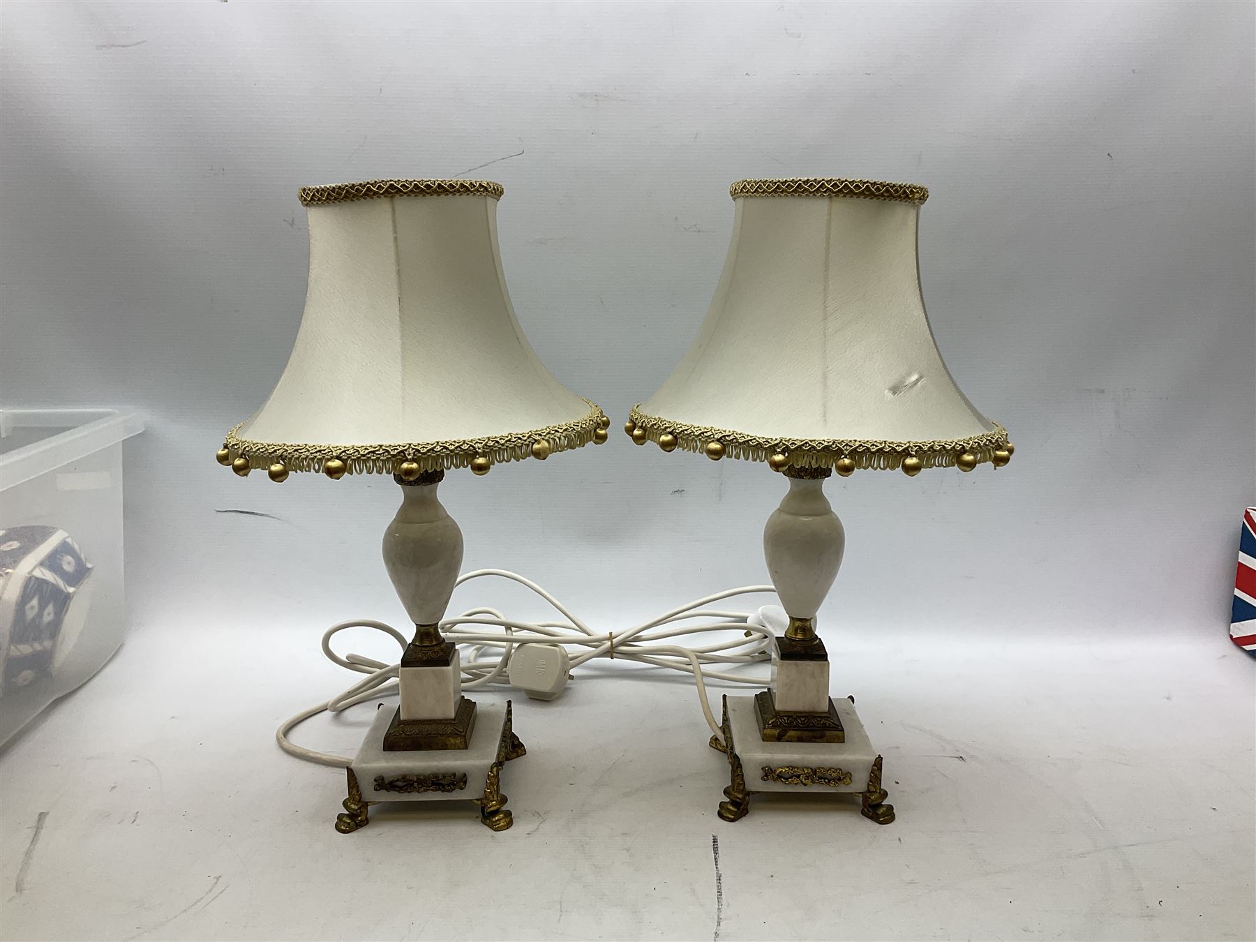 Pair of 20th century marble effect table lamps with gilded decoration - Image 2 of 6