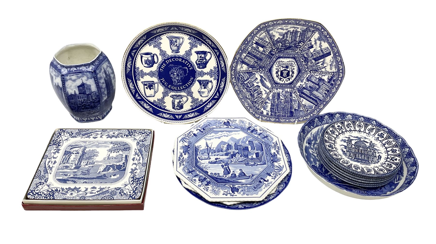Collection of blue and white ceramics to include three Spode 'The Blue Room' collection plates