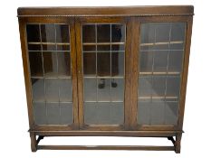 Early 20th century oak bookcase