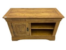 Light oak side cabinet/television stand