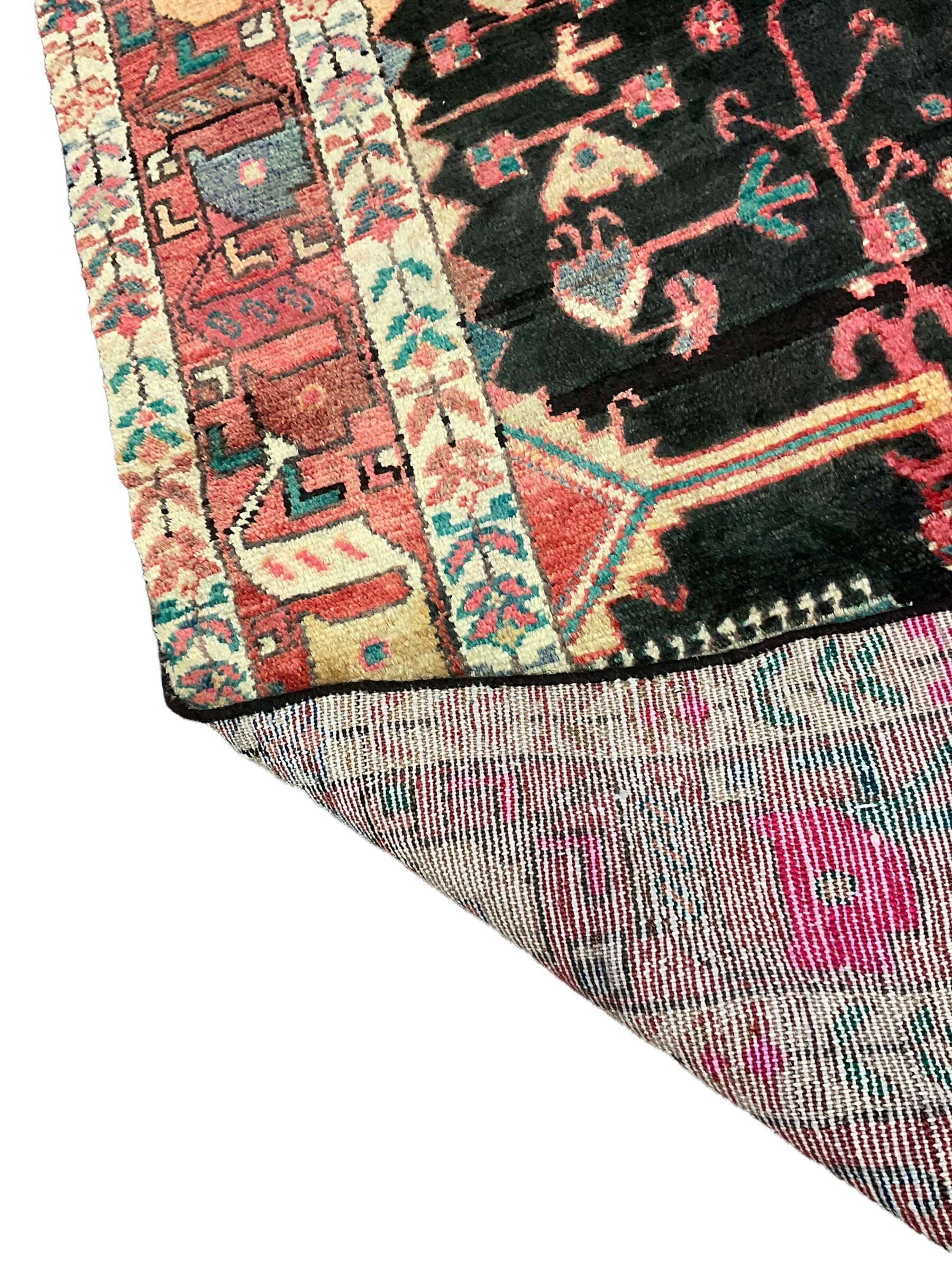 Persian Hamadan rug - Image 2 of 5