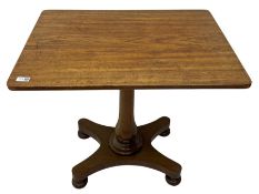 Early 19th century mahogany pedestal table