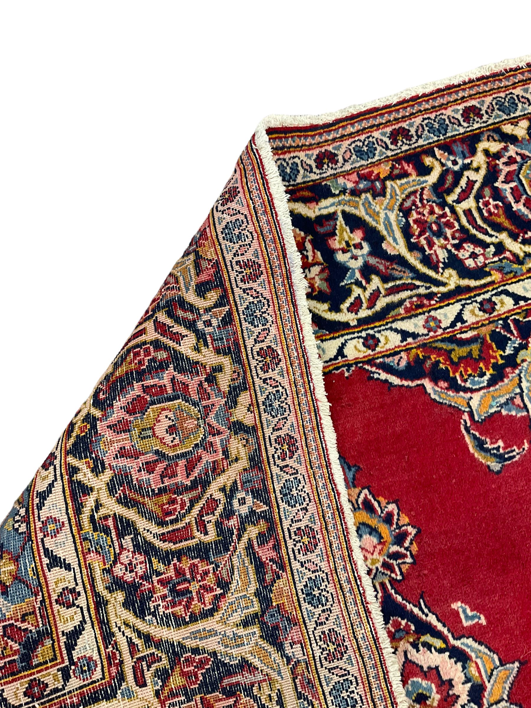 Persian Kashan red ground rug - Image 3 of 5