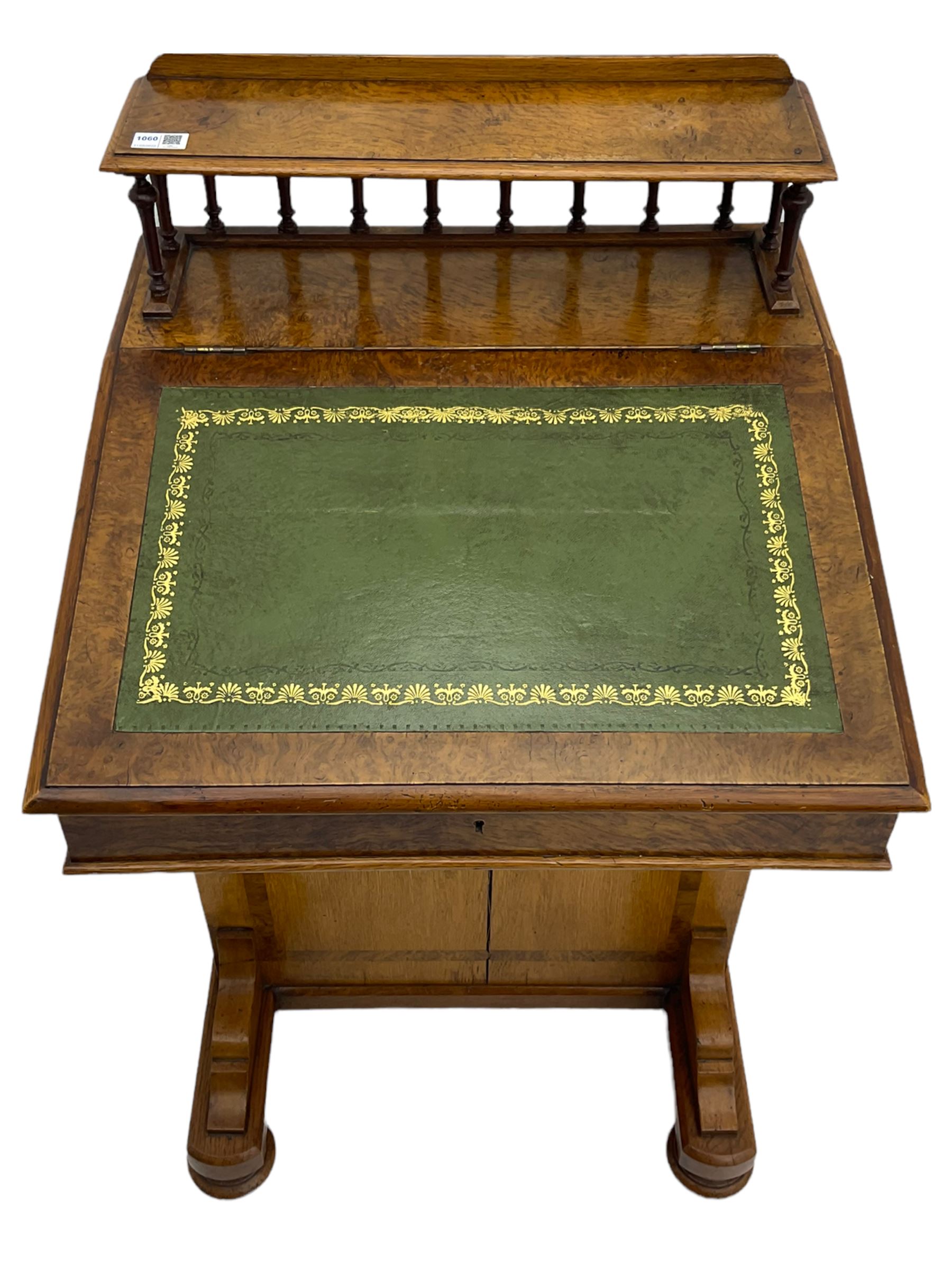 Late Victorian oak and walnut Davenport desk - Image 4 of 9