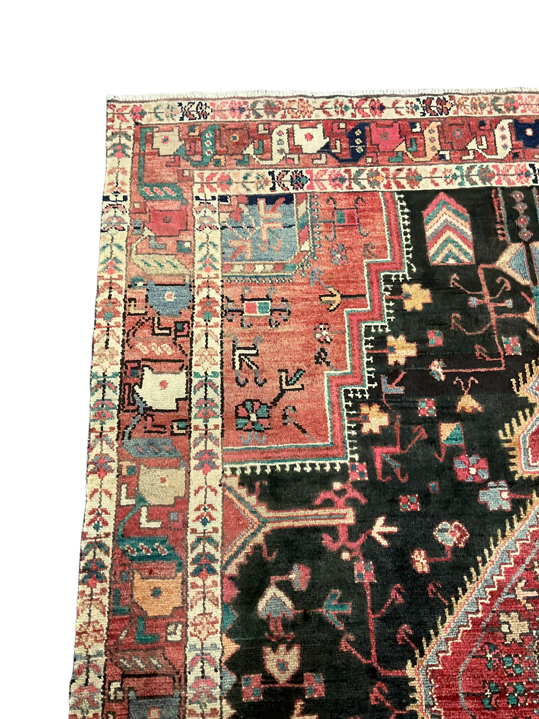 Persian Hamadan rug - Image 3 of 5