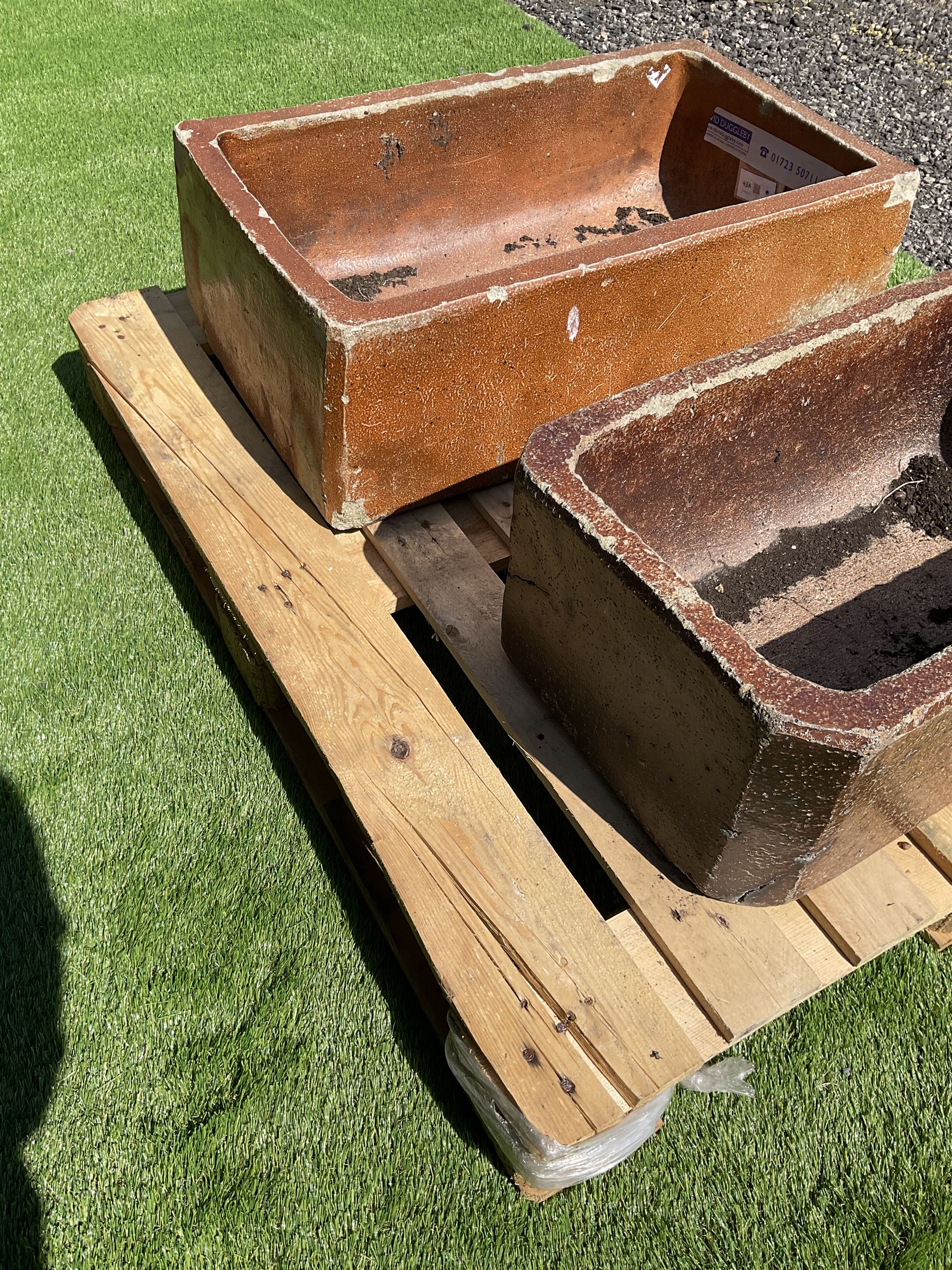 Two rectangular glazed terracotta troughs - THIS LOT IS TO BE COLLECTED BY APPOINTMENT FROM DUGGLEBY - Image 6 of 6