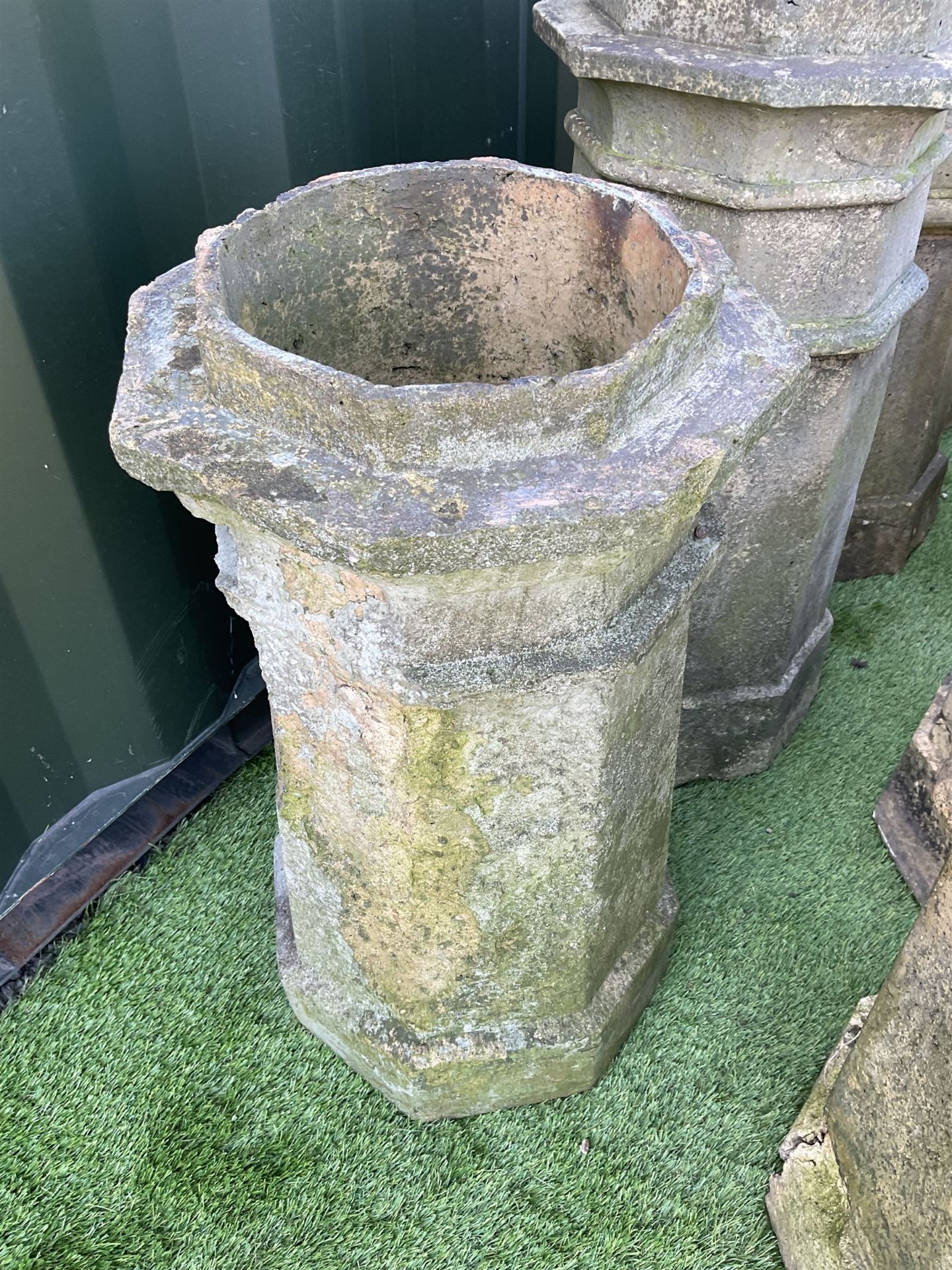 Ten Victorian terracotta chimney pots - Image 4 of 8