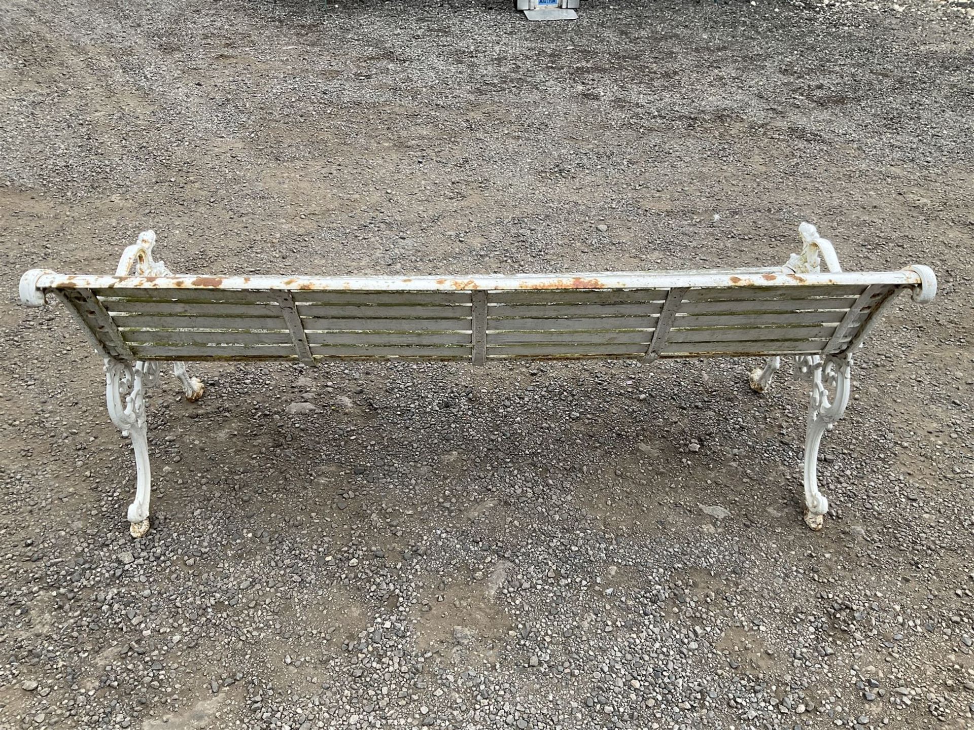19th century heavy cast iron and timber slatted garden bench - THIS LOT IS TO BE COLLECTED BY APPOIN - Bild 4 aus 4