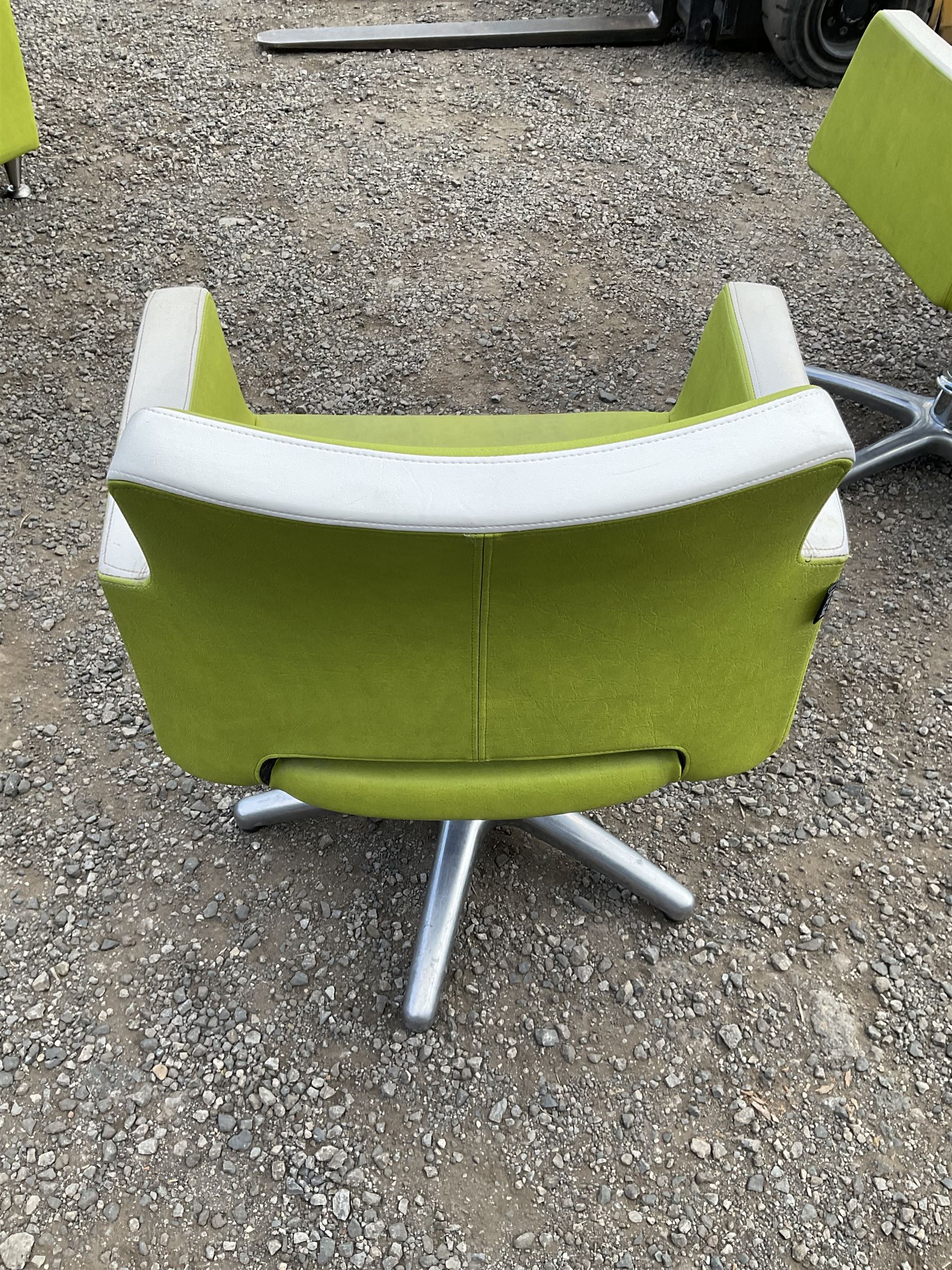 Salon Equipment - Set of four green and white faux leather hydraulic styling salon chairs - THIS LOT - Image 4 of 5
