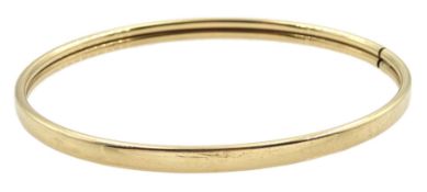 9ct gold bangle