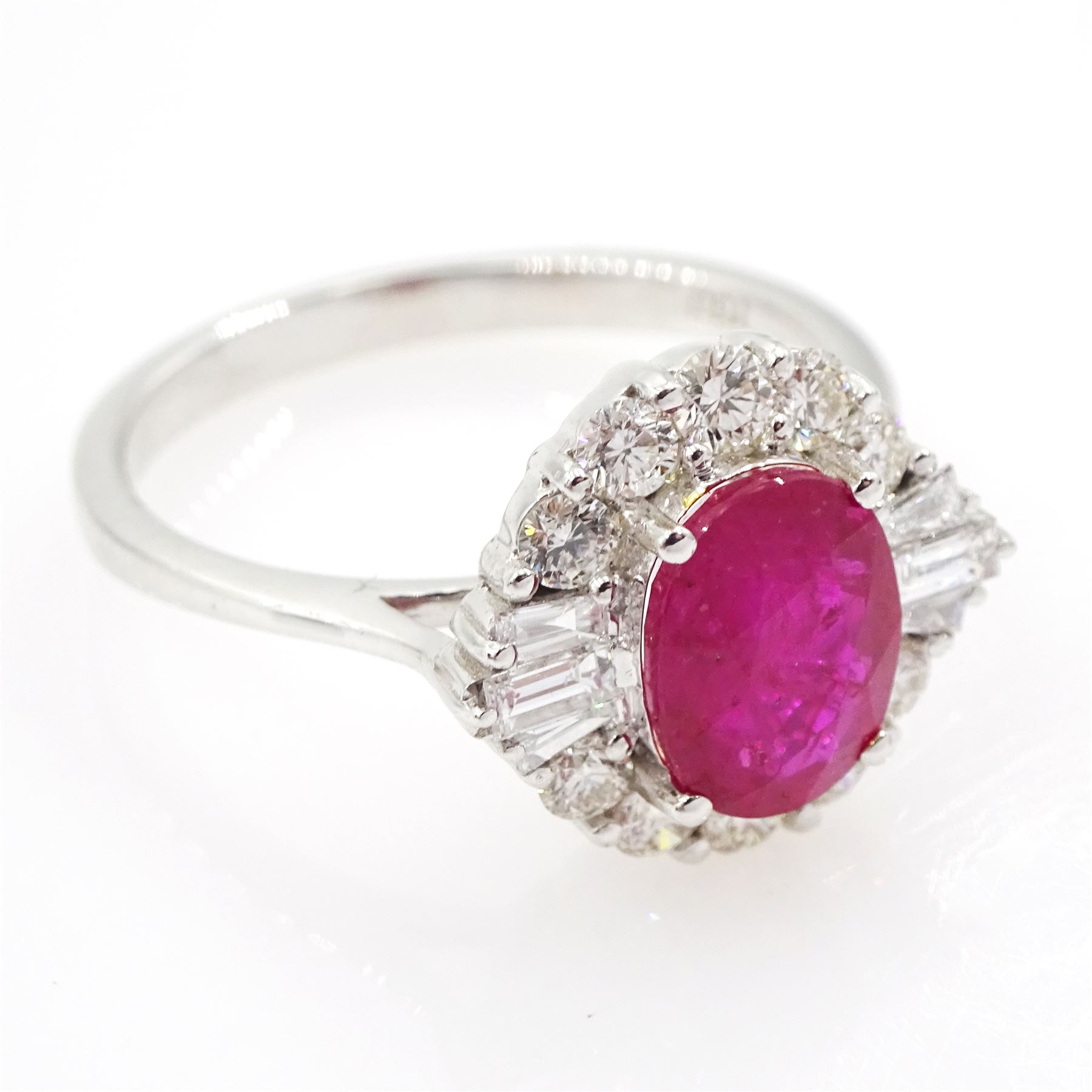 18ct white gold oval ruby and diamond cluster ring - Image 4 of 5