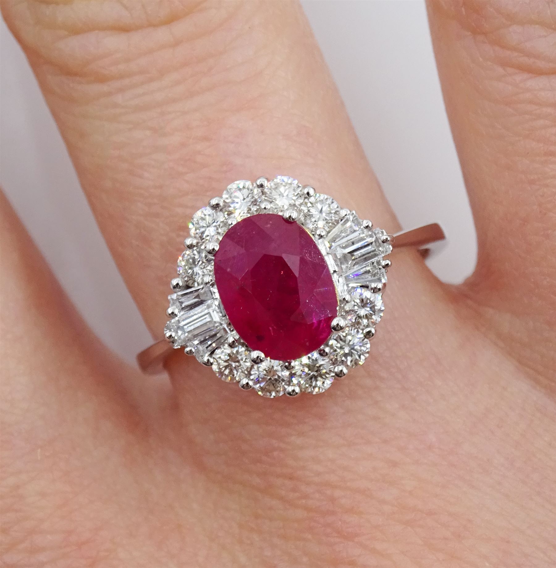 18ct white gold oval ruby and diamond cluster ring - Image 3 of 5