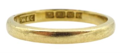 18ct gold wedding band