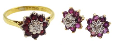 18ct gold garnet and diamond cluster ring