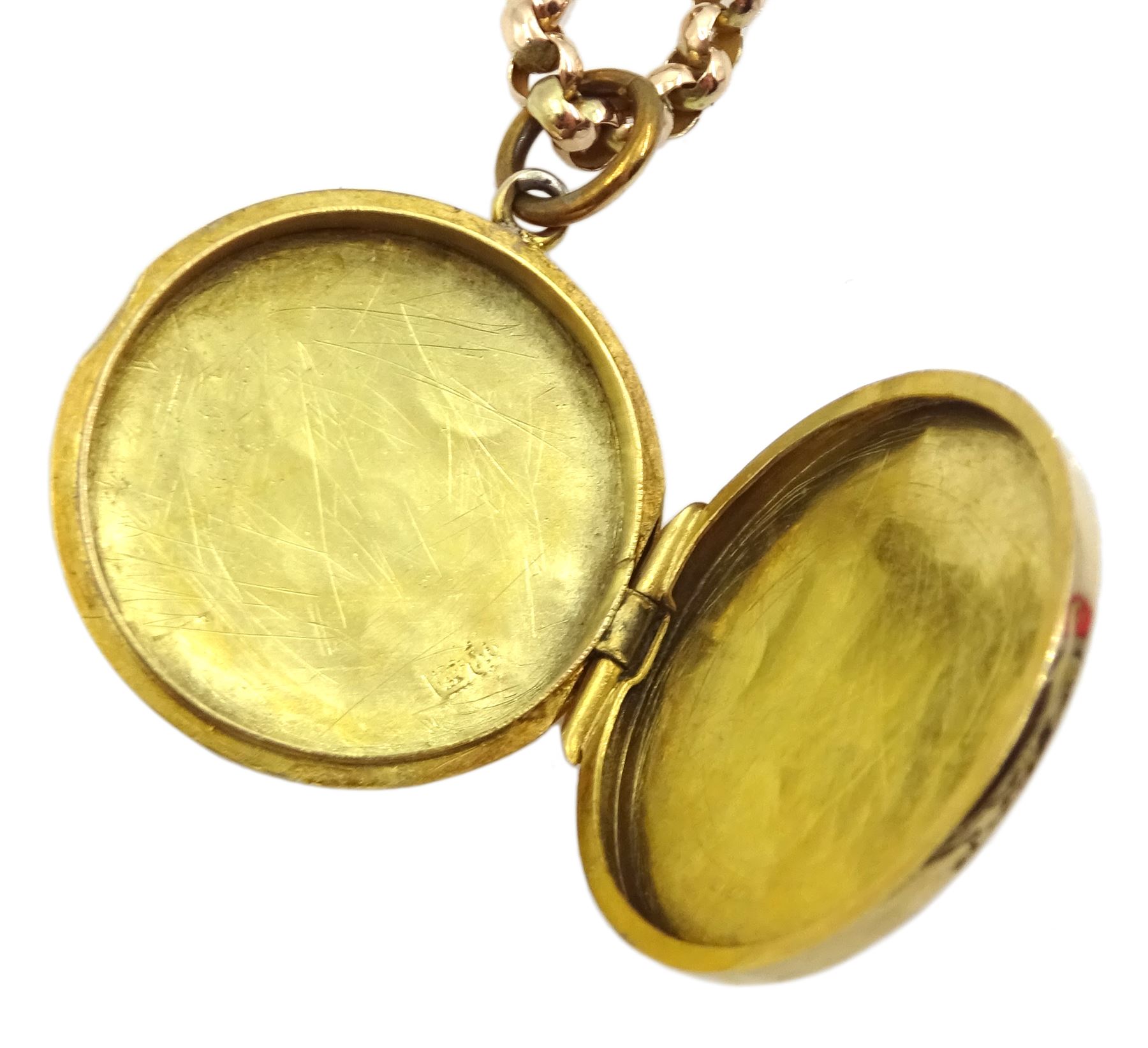 Early 20th century 9ct gold locket pendant with engraved decoration by Henry Matthews - Image 2 of 3