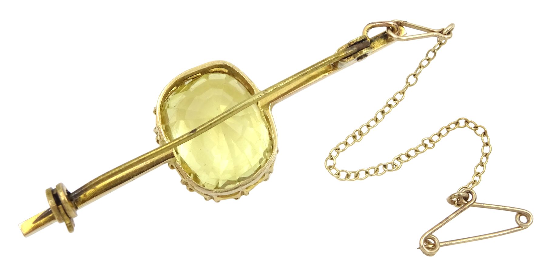 Natural cushion cut yellow sapphire gold bar brooch - Image 4 of 4