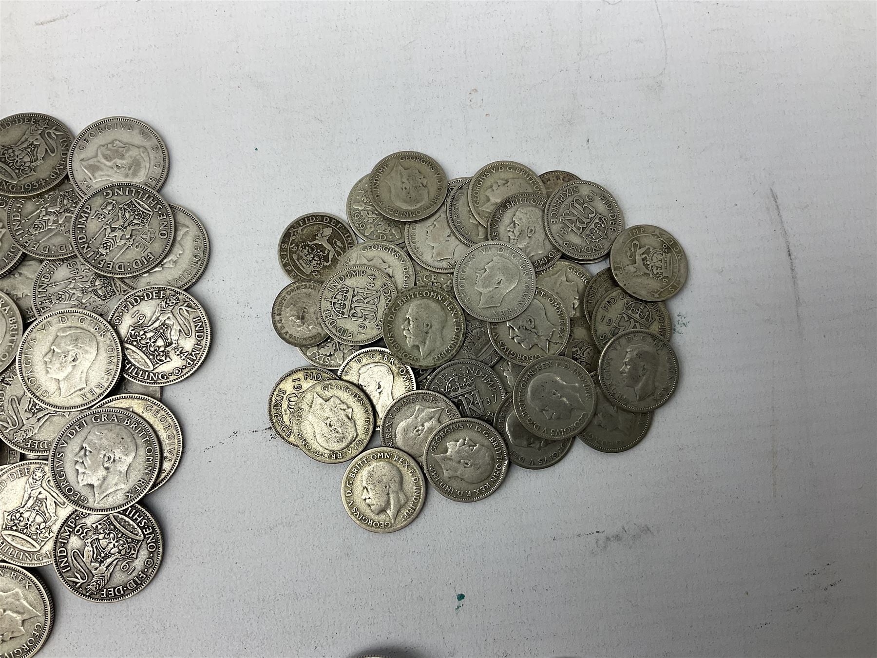 Approximately 1800 grams of Great British pre 1947 silver coins - Image 3 of 4