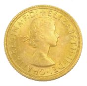 Queen Elizabeth II 1967 gold full sovereign coin