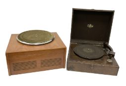 Cased Columbia record player with Bakelite tone arm