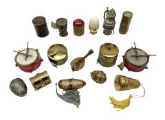 Collection of sewing accessories