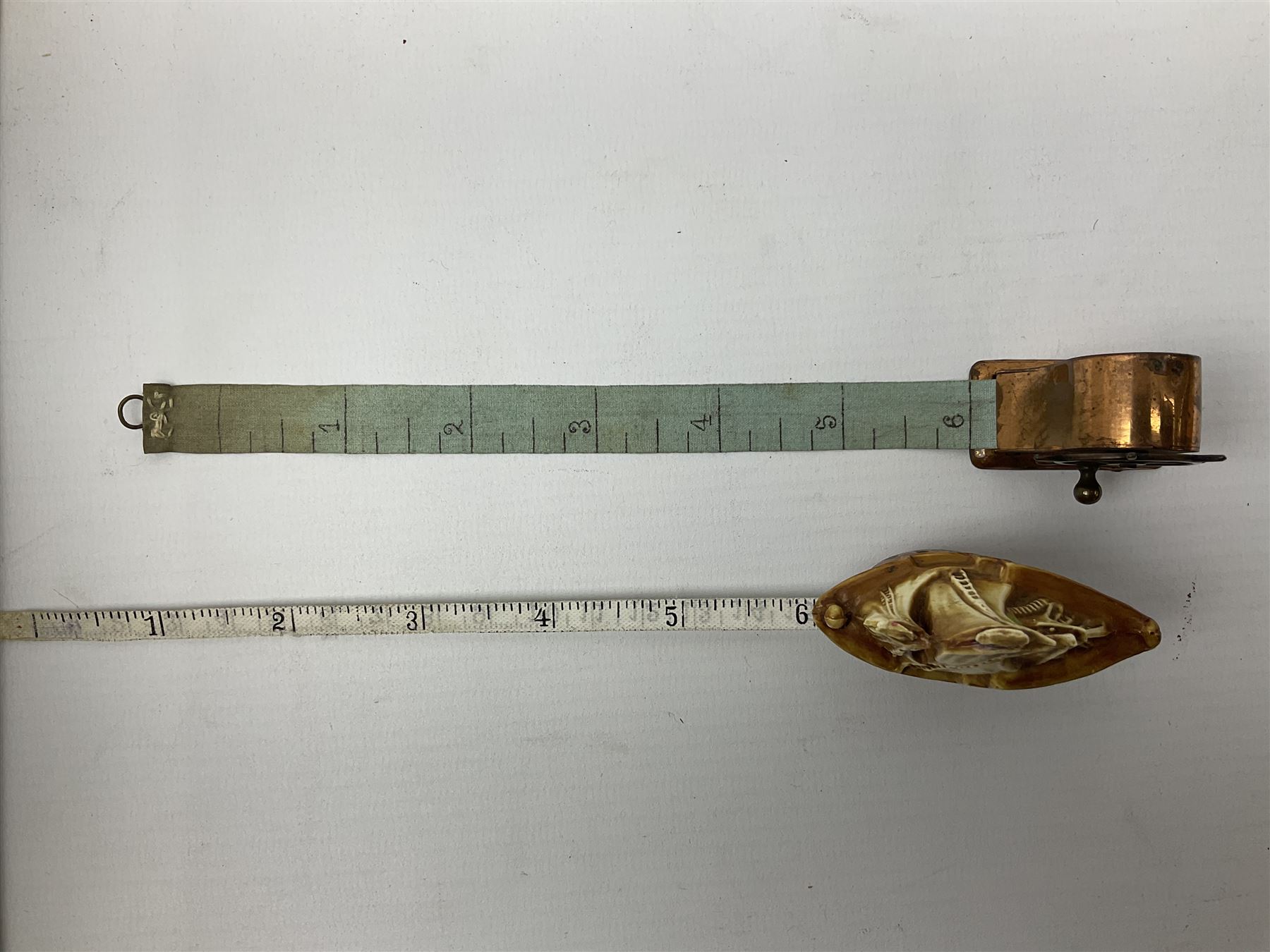 Copper tape measure in the form of a ship`s wheel - Image 4 of 5