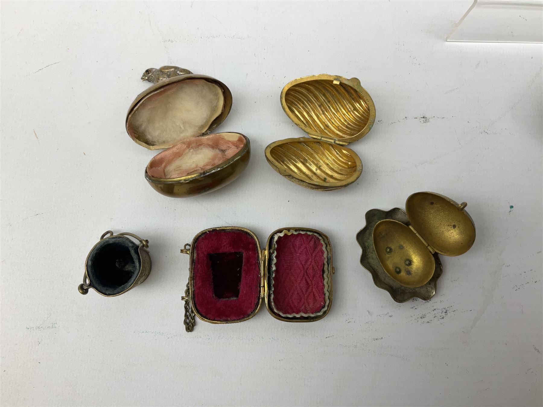 Eleven 19th century and later metal thimble cases - Image 4 of 4