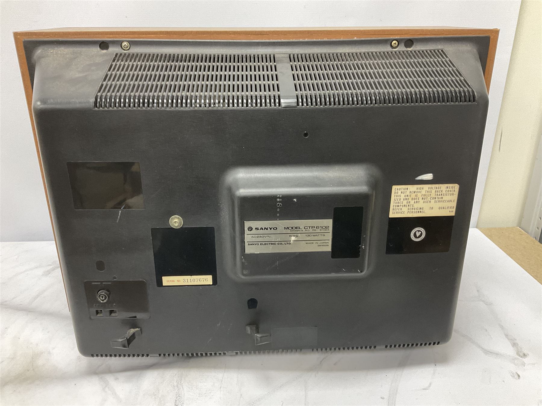 1970s National Type TC-42GA colour television by Matsushita Electric Industrial Co - Image 11 of 12