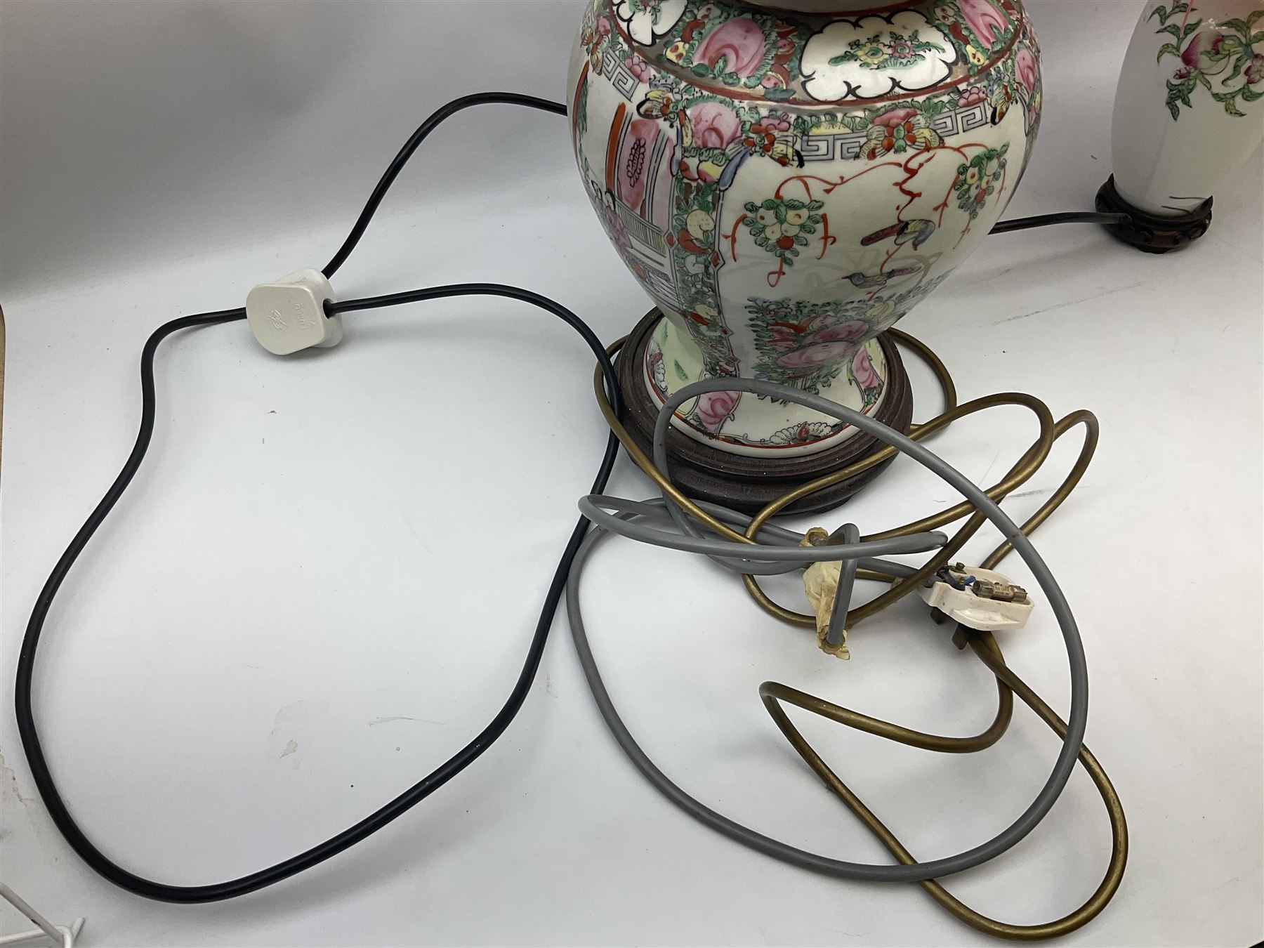 Four Oriental ceramic table lamps - Image 10 of 11