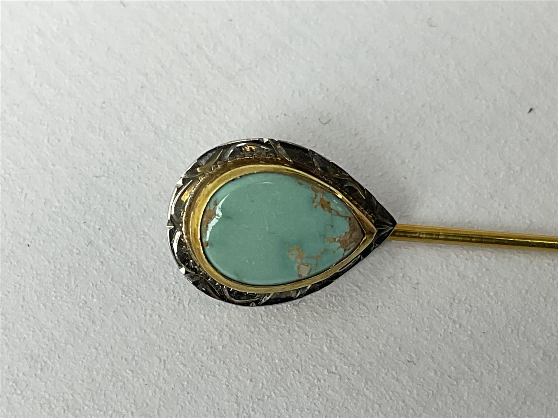 Gold pear shaped turquoise stick pin - Image 5 of 5