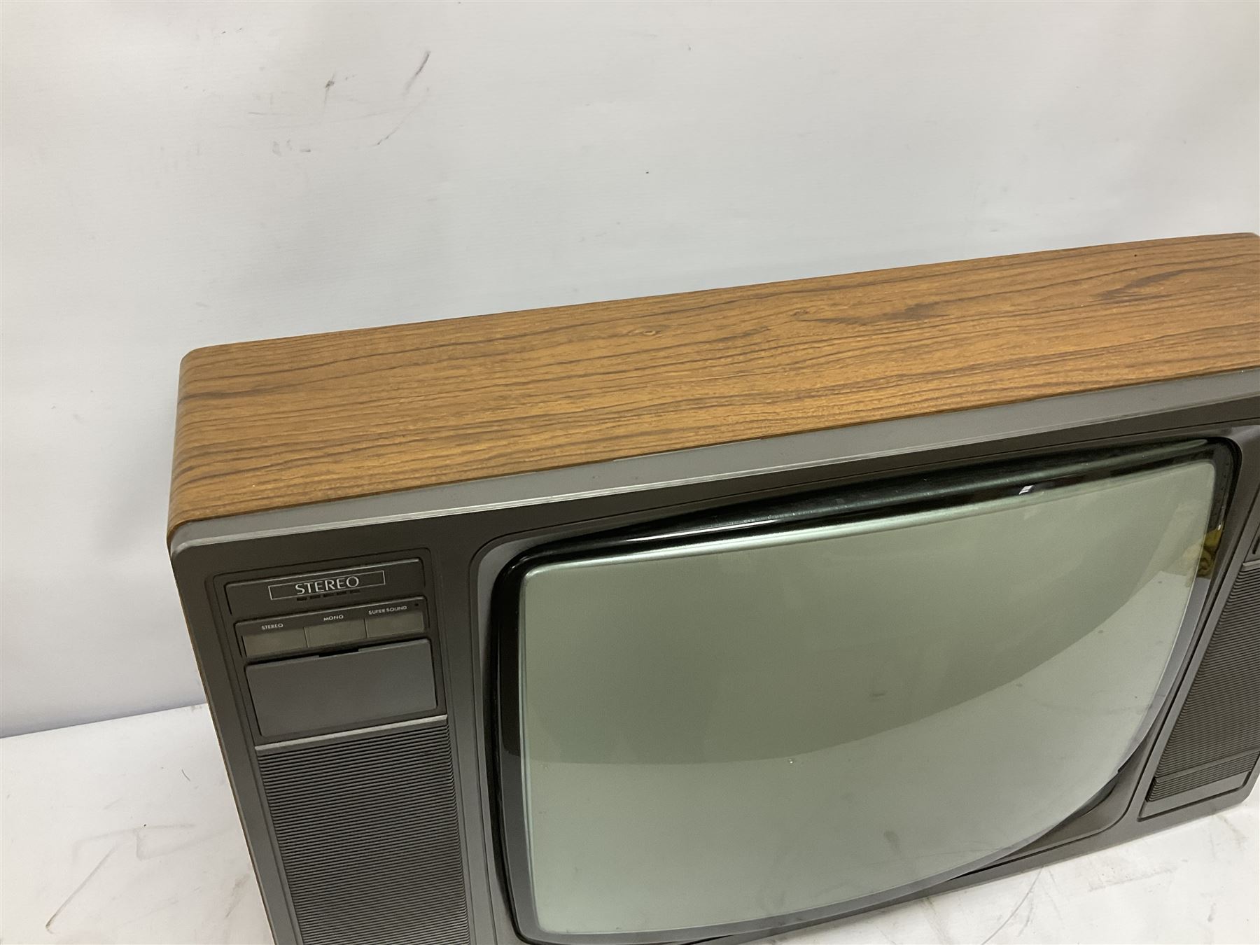 1970s National Type TC-42GA colour television by Matsushita Electric Industrial Co - Image 2 of 12