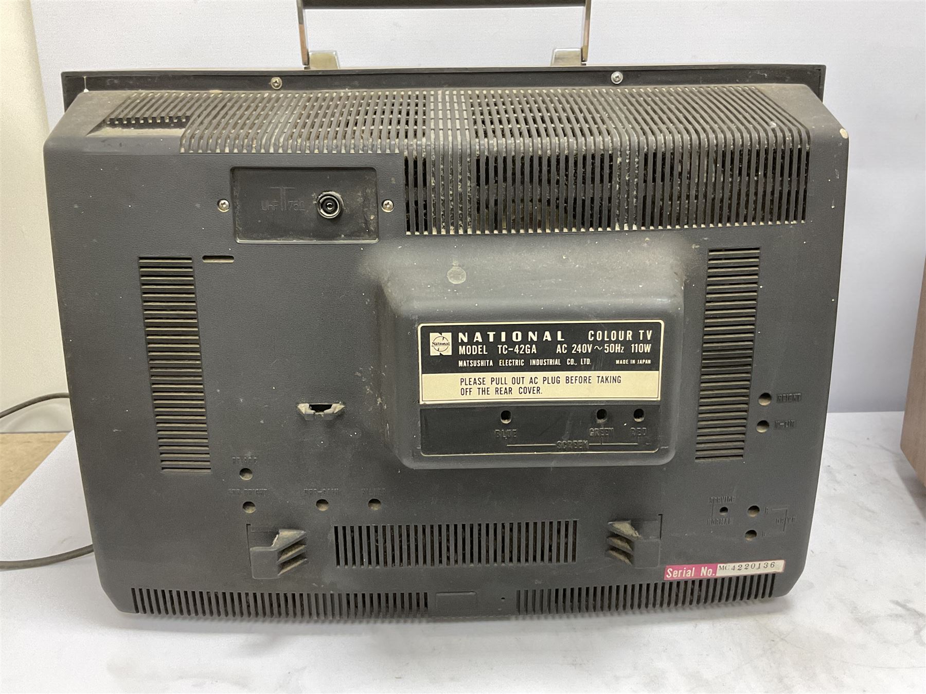 1970s National Type TC-42GA colour television by Matsushita Electric Industrial Co - Image 9 of 12