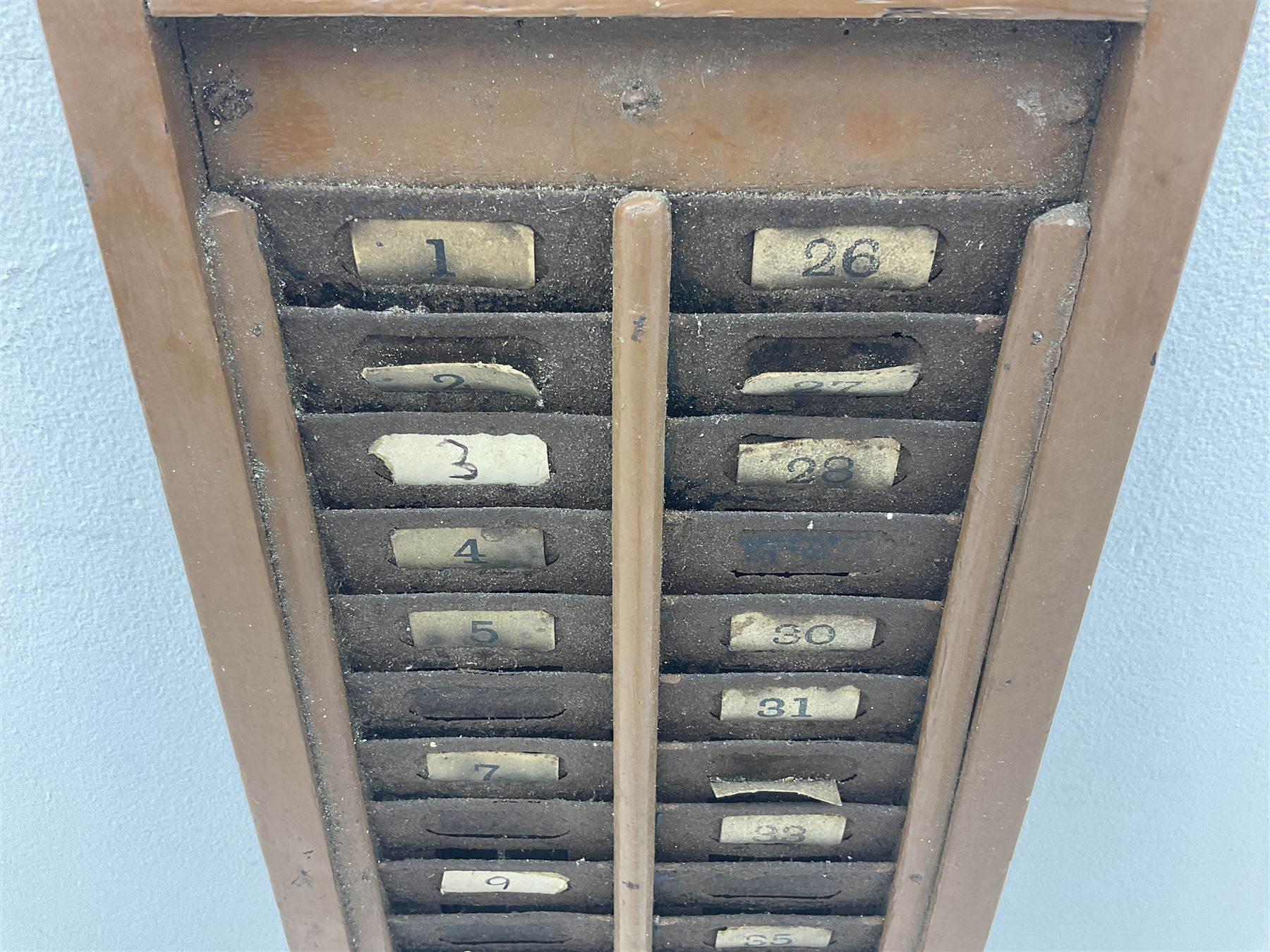 Late 19th/early 20th century wall mounted painted wood and iron clocking in machine card rack - Image 2 of 8