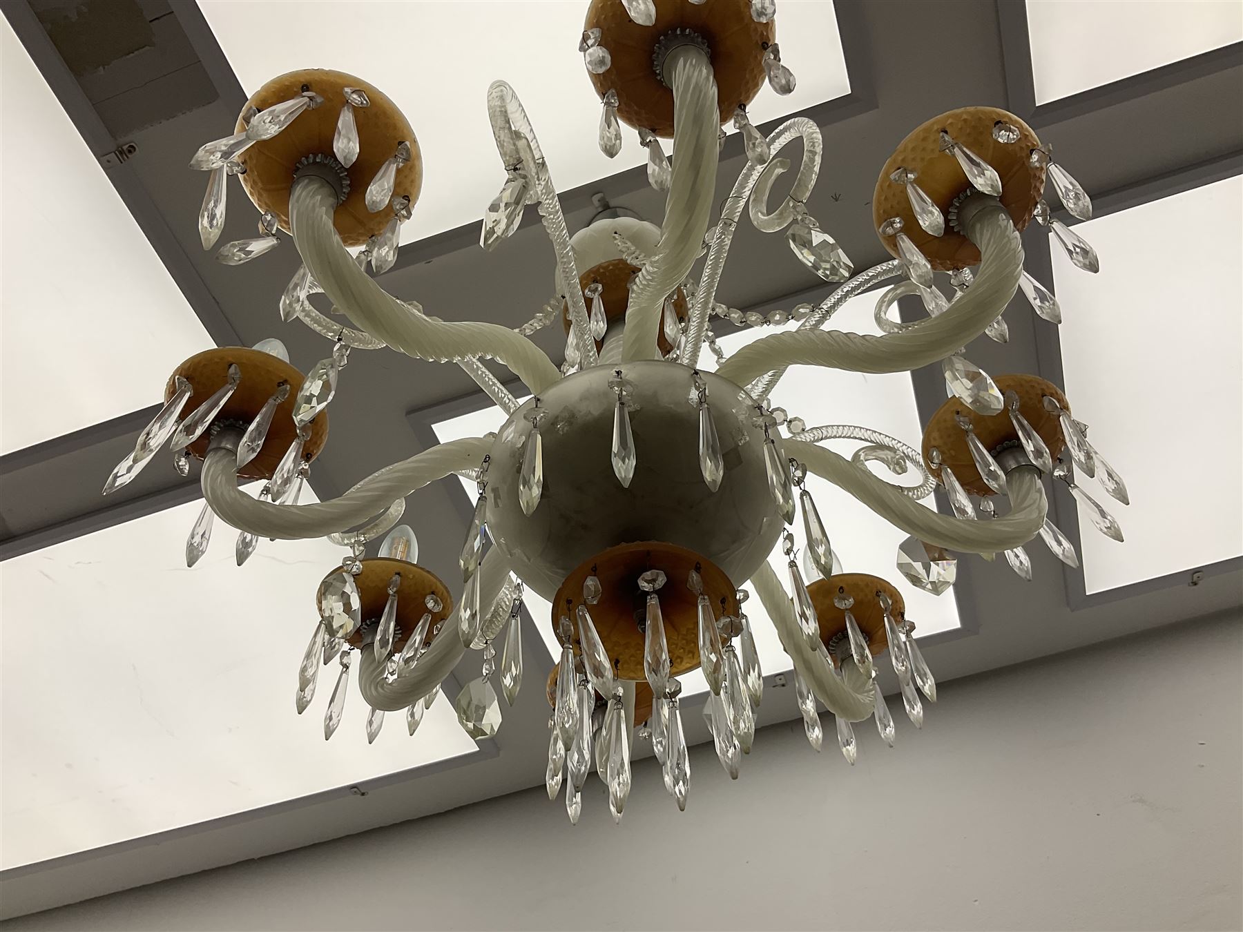 Eight branch milk glass chandelier - Image 3 of 7