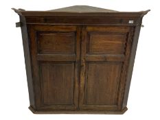 Large George III oak wall hanging corner cupboard