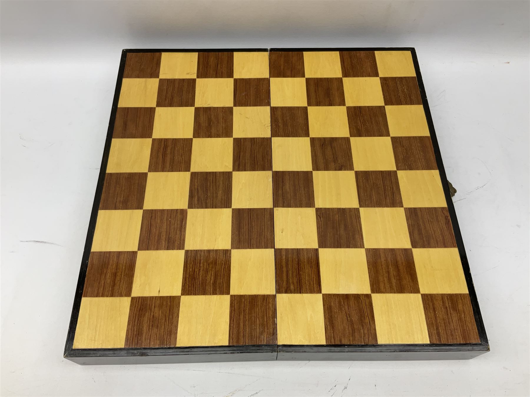 Chinese style chess set and folding storage board - Image 5 of 5