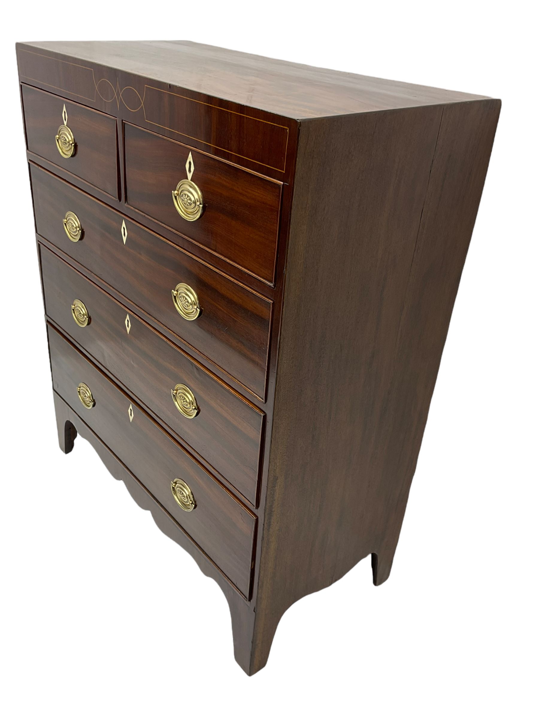 Early 19th century mahogany chest - Image 2 of 4