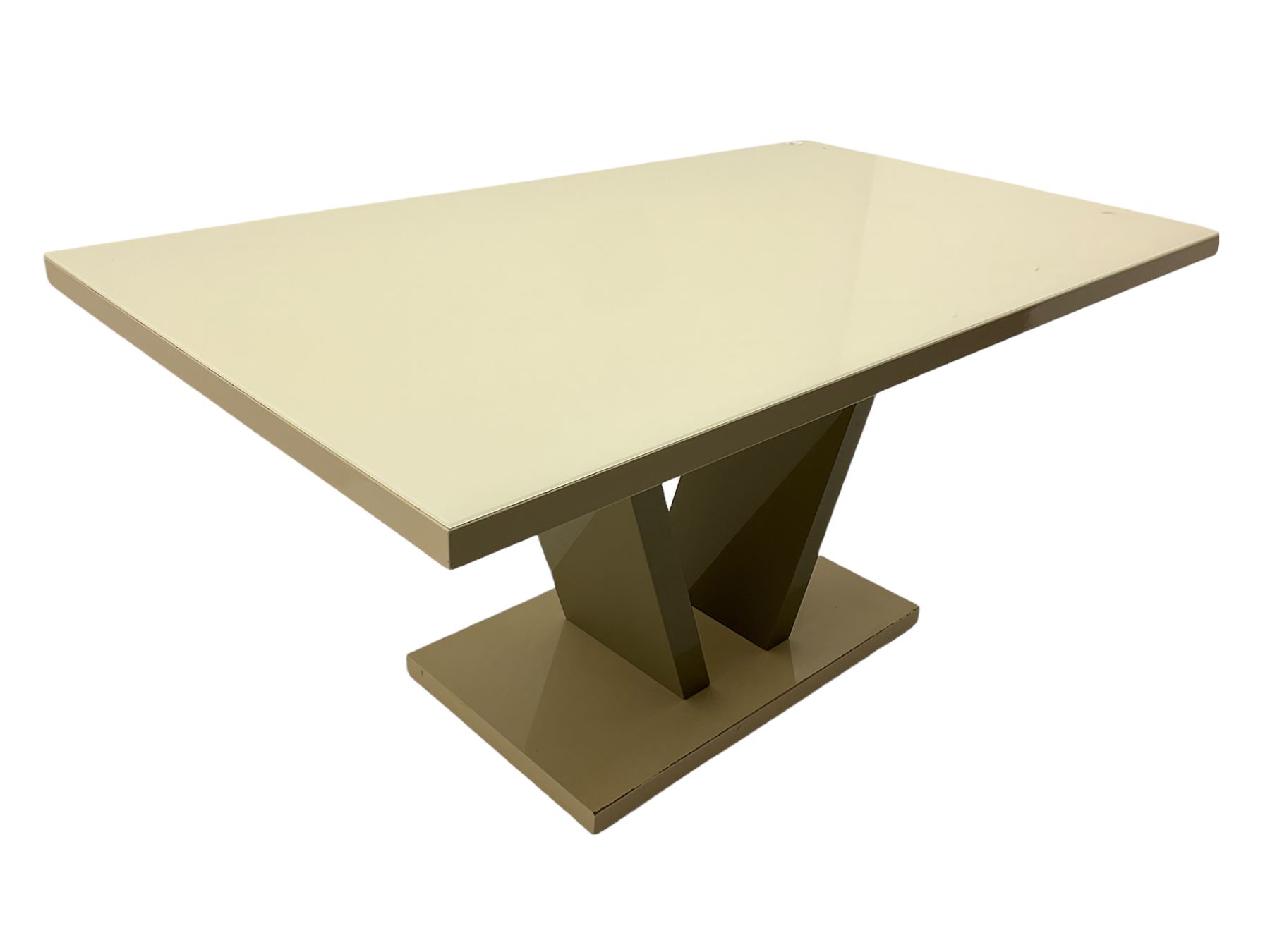 Modern piano finish painted dining table with glass top - Image 3 of 6