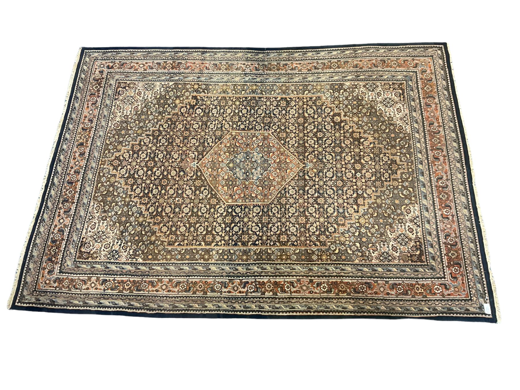 Persian Bidjar hand knotted carpet - Image 3 of 7