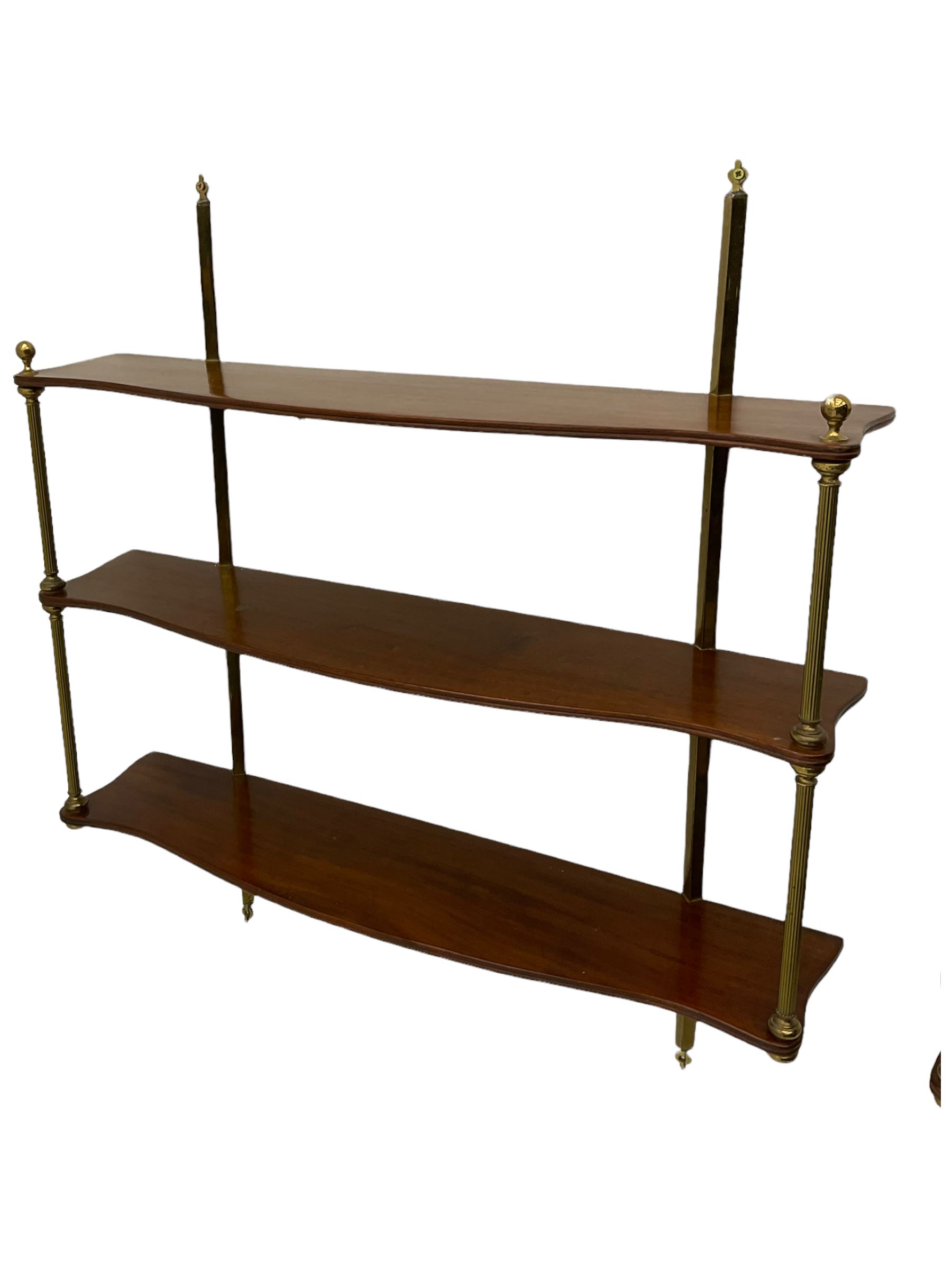 Pair of quality Regency design mahogany serpentine wall hanging shelves - Image 2 of 3