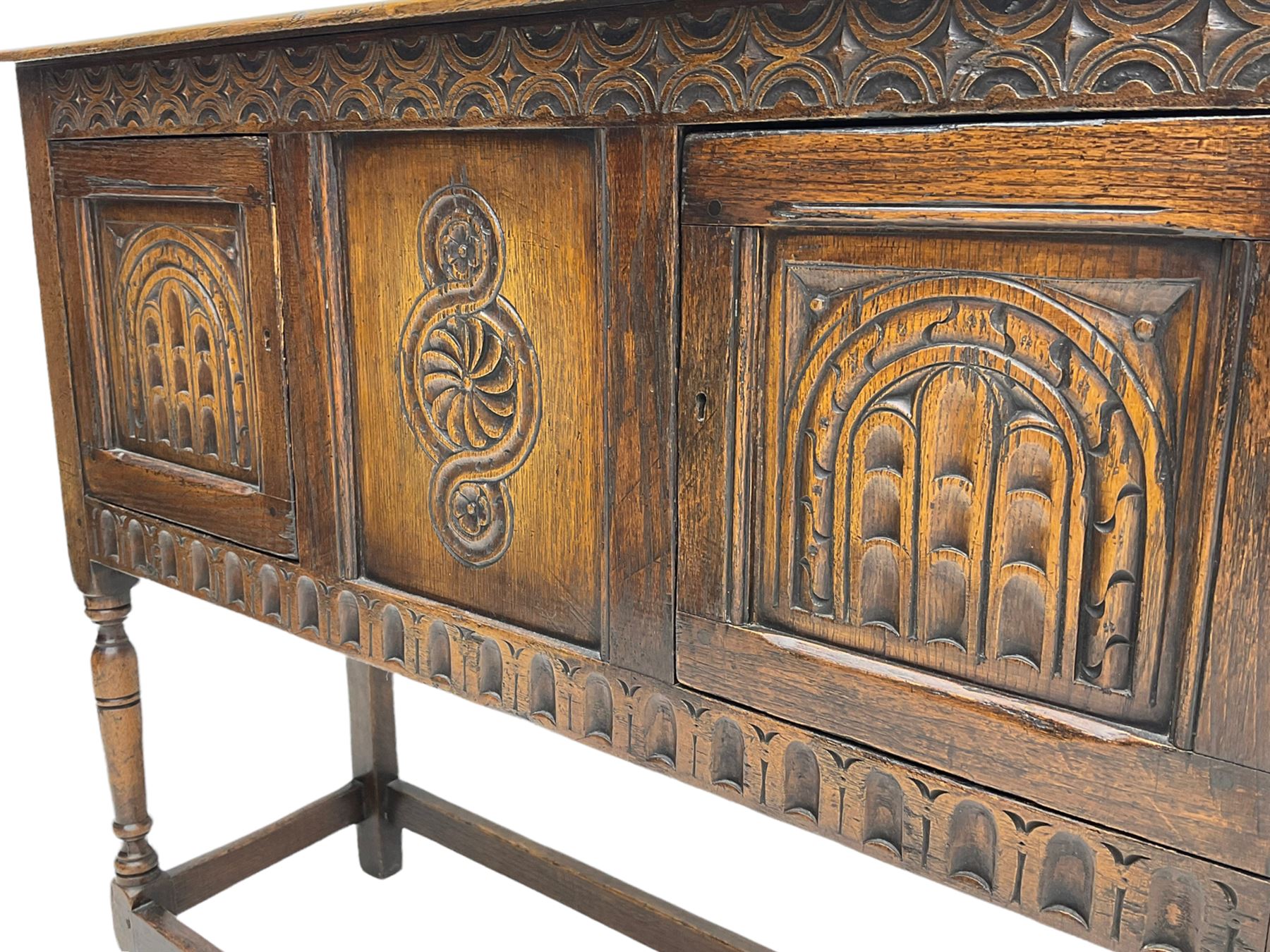 17th century style caved oak side cabinet - Image 5 of 7